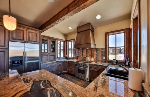 Grand Elk Ranch House | Barnwood Beauty- Luxury Familiy & Pet Friendly Granby Mountain Retreat