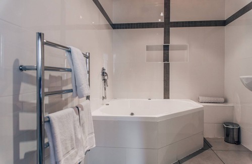 Tanunda Apartment | Barossa Apartments complete experience - 16 guests