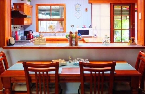 Stockwell Bed & Breakfast | Barossa Peppertree Cottage