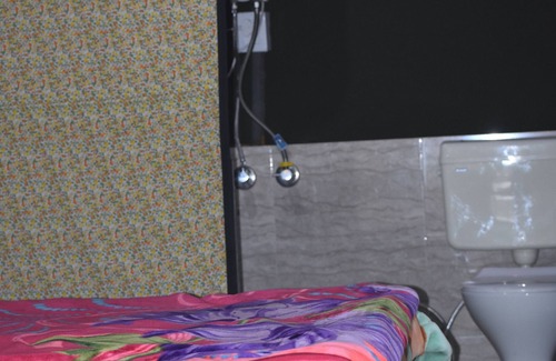 Jogindarnagar Bed & Breakfast | Barot Waterfall Camps And Domes