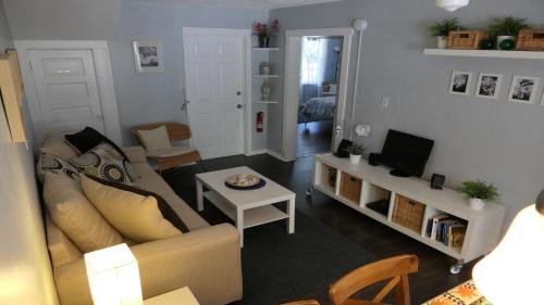 Altamont Manor Apartment | Barra Villa Resort House I