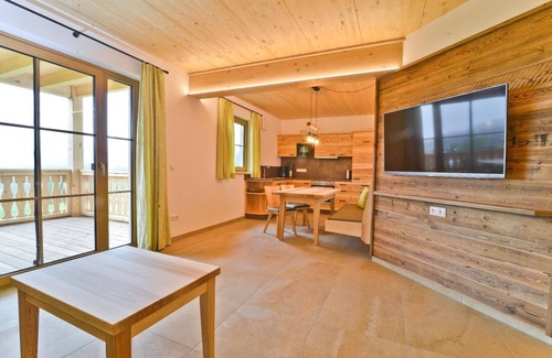 Arnbruck Apartment | Barrier-free vacation apartment (70 sqm) with large terrace and underfloor heating
