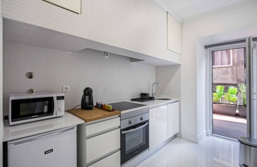 Bairro Alto Apartment | Barroca 1 · Hip Tailor Made Flat in Bairro Alto