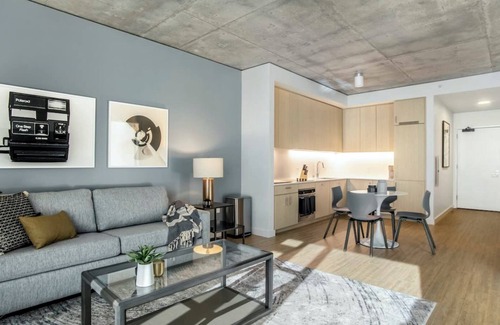 Indianapolis Apartment | Barsala l Stylish and spacious newly renovated 2BD