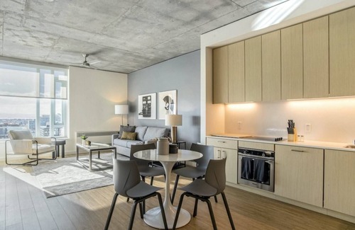 Indianapolis Apartment | Barsala l Stylish and spacious newly renovated 2BD