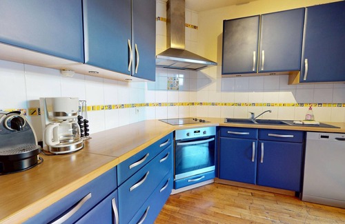 Old Town Apartment | bartholdi duplex city center 165m2 ac 4br3bth