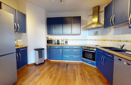 Old Town Apartment | bartholdi duplex city center 165m2 ac 4br3bth