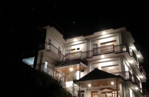 Theog Hotel | Basa palace