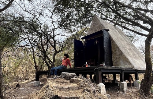 San Antonio RV Rental | Basalt hut