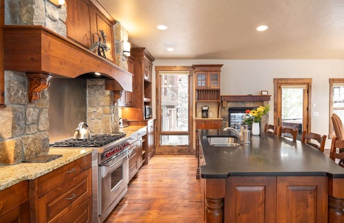 Winter Park House | Base Camp 490 Private Hot Tub