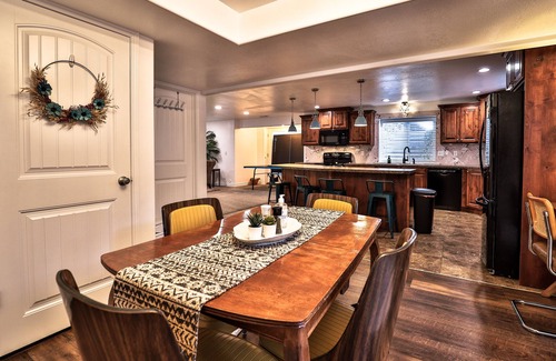 Farr West House | Basement apartment by Willard Bay