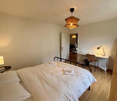 Seebach Apartment | Basic 3-BR Apartment with Balcony Access