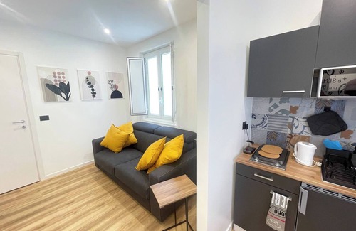 Appio Latino House | Basilica San Giovanni Appia Antica At a Friend's House