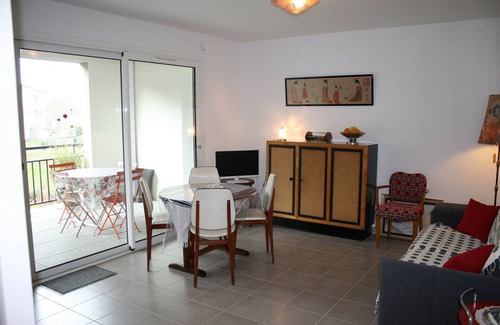 Ustaritz Apartment | BASQUE COUNTRY BETWEEN SEA AND MOUNTAIN