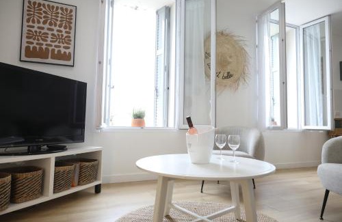 Saint-Cyr-sur-Mer Apartment | Bastide du Soleil
