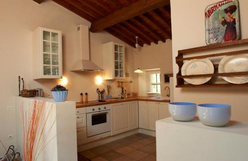 Venejan Apartment | Bastide le Luget