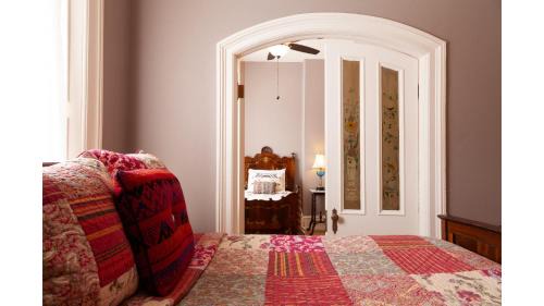 Cimarron Hotel | Bat Masterson - Historic Hotel