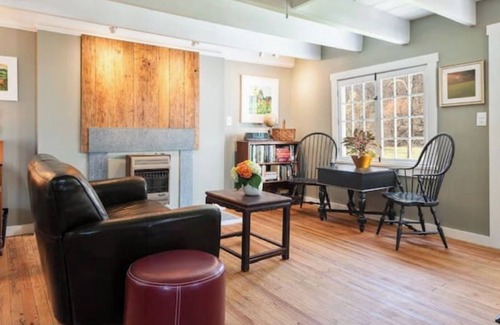 Batesville House | Batesville Creek Cottage near Charlottesville