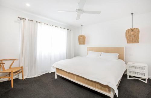 Culburra Beach House | Bathers Pet Friendly 4 Mins Walk to Beach