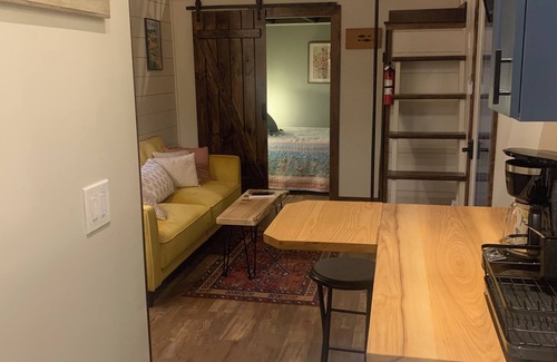 Greenwich House | Battenkill riverside Tiny House on wheels 30 minutes to Saratoga Springs