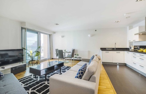 St. Mary's Park Apartment | Battersea River View Apartment