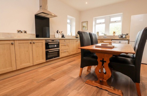 Burnley Cottage | BATTY HOLE FARM, family friendly, with open fire in Burnley