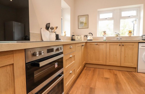 Burnley Cottage | BATTY HOLE FARM, family friendly, with open fire in Burnley