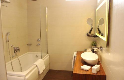Old Boulevard Hotel | Batumi World Palace