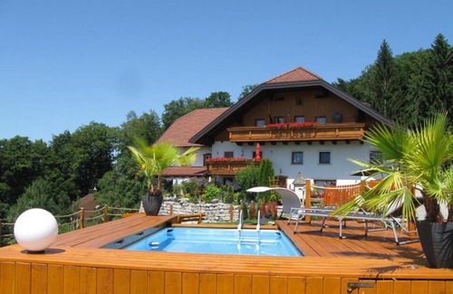 Puch bei Hallein Apartment | Bauernhof Armstorfer