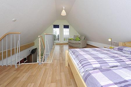 Wangerland Apartment | Bauernhofferien Schild Fewo Strand