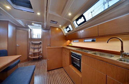 Mangalia Boat Rental | BAVARIA Luxury Yacht