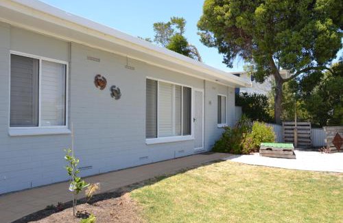 Encounter Bay House | Bay Breeze Cottage