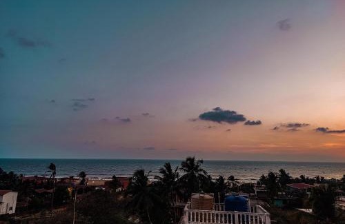 Baga House | Bay By the Beach