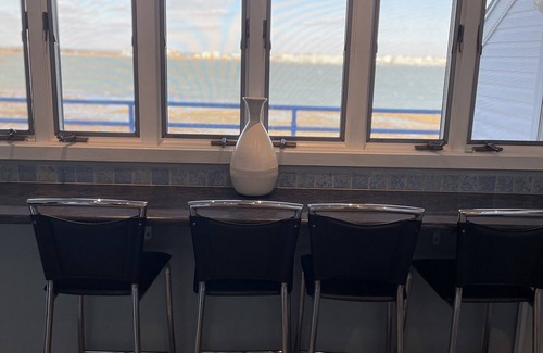 Southend House | Bay front, fabulous sunset views, waterfront pool , beaches in Brigantine. NJ!