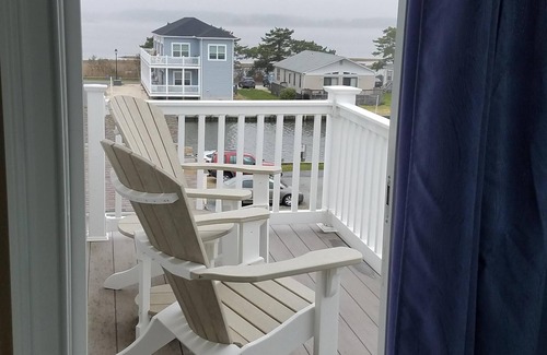 Selbyville House | Bay Front Luxury Home 7 Bed 6.5 Baths 4200sq Sleeps 14