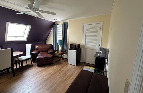 Point Pleasant Beach House | Bay Head Tranquility-Walk to Beach