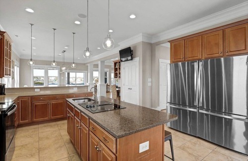 Sneads Ferry House | Bay Manor - Top tier home with everything to offer - Private Pool - Roof Top hot tub
