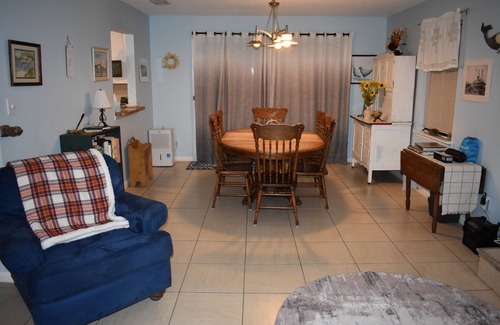 Gallatin House | Bay, park and estuary preserve.walk/bike to the fishing pier. 6mins to island
