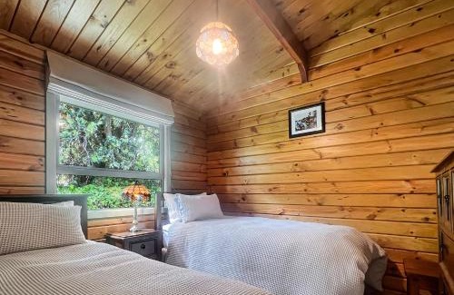 Duvauchelle House | Bay View Family Retreat