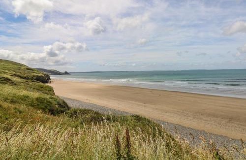 Penycwm House | Bay View Farmhouse