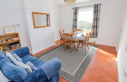 Penycwm House | Bay View Farmhouse