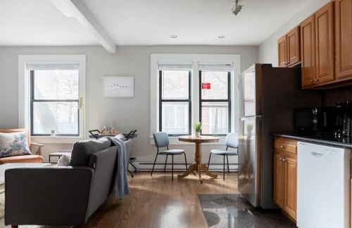 Theatre District Apartment | Bay Village Charm with 99 WalkScore with Short and Long Stays