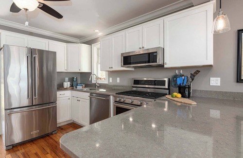 Tilghman House | Bayfront Retreat Near St. Michaels | Private Dock Sunset Views