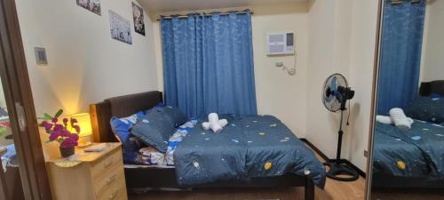 Pasay Apartment | Bayfront Staycation at The Radiance Manila Pet-Friendly, Pool & Gym near Airport, MOA, Star City, Manila World Trade Center & Manila Bay Views