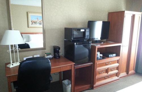 Barstow Hotel | Baymont by Wyndham Barstow Historic Route 66