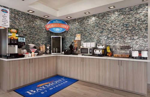 Shawnee Hotel | Baymont by Wyndham Shawnee
