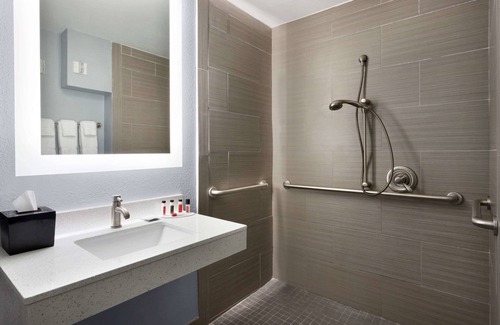 Shawnee Hotel | Baymont by Wyndham Shawnee
