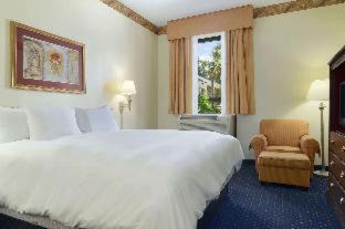 Tallahassee Hotel | Baymont by Wyndham Tallahassee