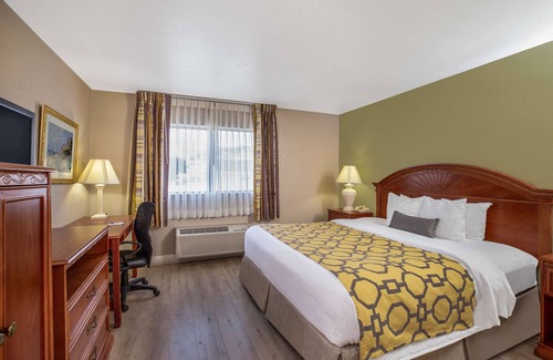 Tehachapi Hotel | Baymont by Wyndham Tehachapi
