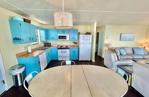 St. George Island House | Bayside Cottage-Bayfront-Pet Friendly